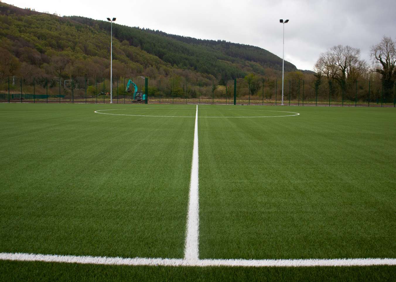 afon taf 3g pitch halfway line carrick